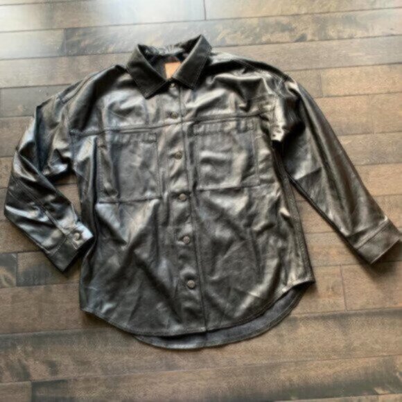 Gap Faux Leather Shacket - NEW - Picture 1 of 4